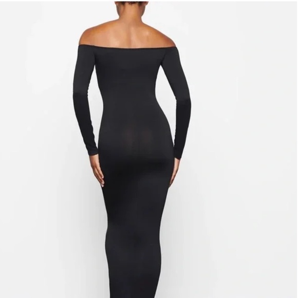 SKIMS Dresses & Skirts - NWT Skims Off the Shoulder Stretch Modal Maxi Dress XL